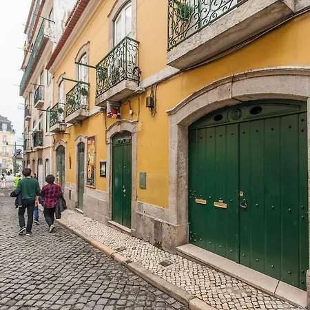 Ginjinha House - 4 - Bairro Alto - With Ac! Pensjonat